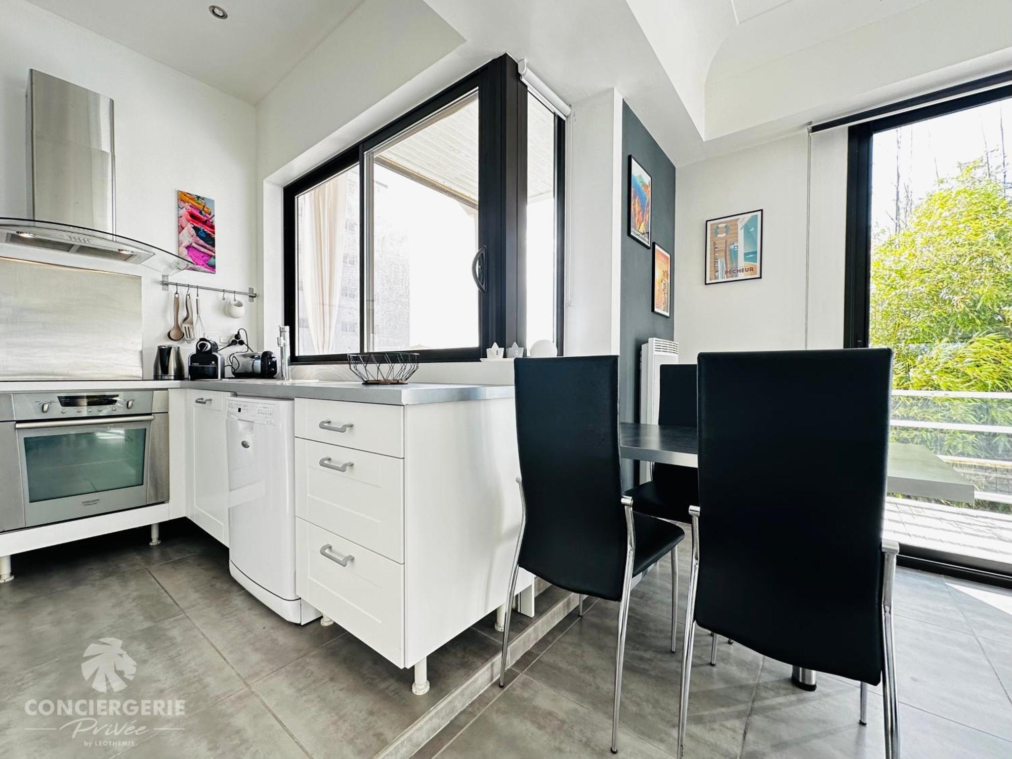 Lumineux Et Moderne - Le Tropical Appartement